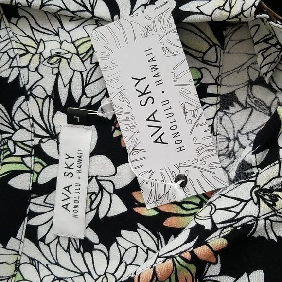 Ava Sky Fighting Eel Romper Scottie in Obsidian Tuberose (L) - Picture 5 of 6